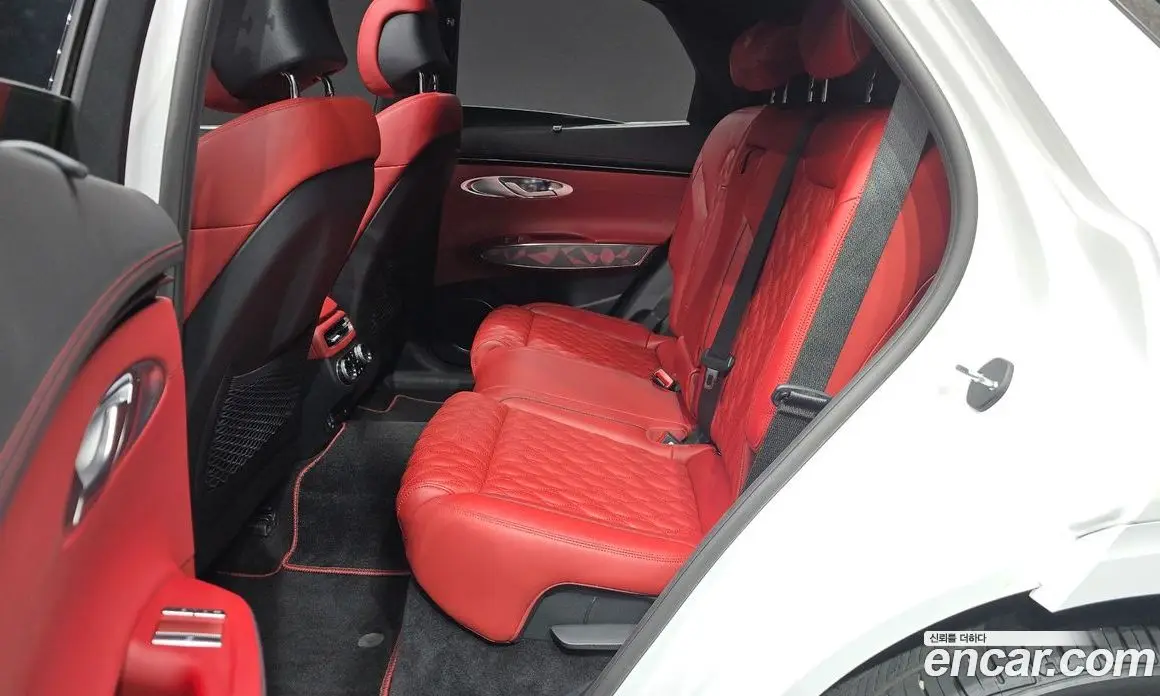 Genesis GV70 2021 2.2 автомат (гидро), фото 18