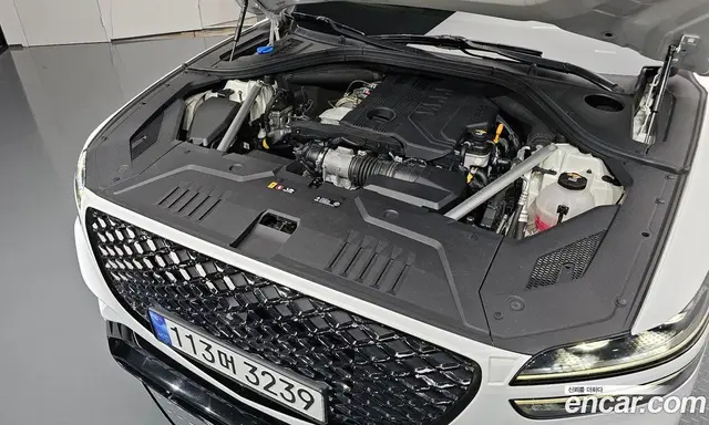 Genesis GV70 2021 2.2 автомат (гидро), миниатюра 6