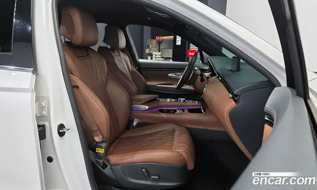 Genesis GV70 2021 2.5 автомат (гидро), миниатюра 11 Genesis GV70 2021 2.5 автомат (гидро), миниатюра 11