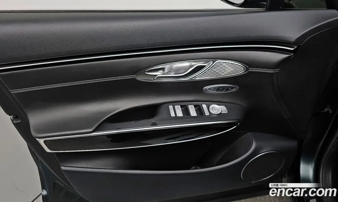 Genesis GV70 2022 2.5 автомат (гидро), фото 13