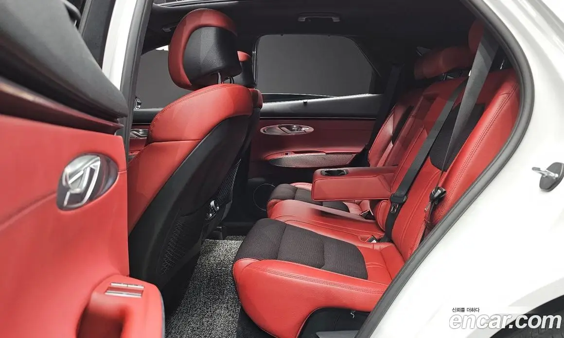 Genesis GV70 2023 2.2 автомат (гидро), фото 16