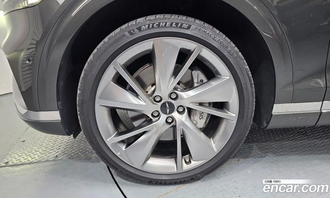 Genesis GV70 2024 2.5 автомат (гидро), фото 4 Genesis GV70 2024 2.5 автомат (гидро), фото 4