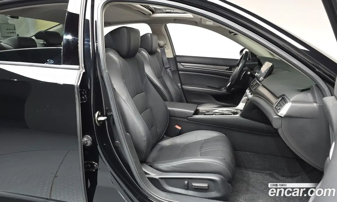 Honda Accord 2021 2.0 автомат (гидро), фото 16 Honda Accord 2021 2.0 автомат (гидро), фото 16