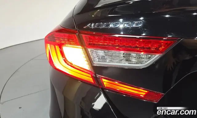 Honda Accord 2021 2.0 автомат (гидро), миниатюра 8 Honda Accord 2021 2.0 автомат (гидро), миниатюра 8