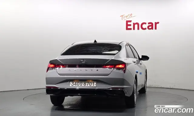 Hyundai Avante 2020 1.6 автомат (гидро), миниатюра 4 Hyundai Avante 2020 1.6 автомат (гидро), миниатюра 4