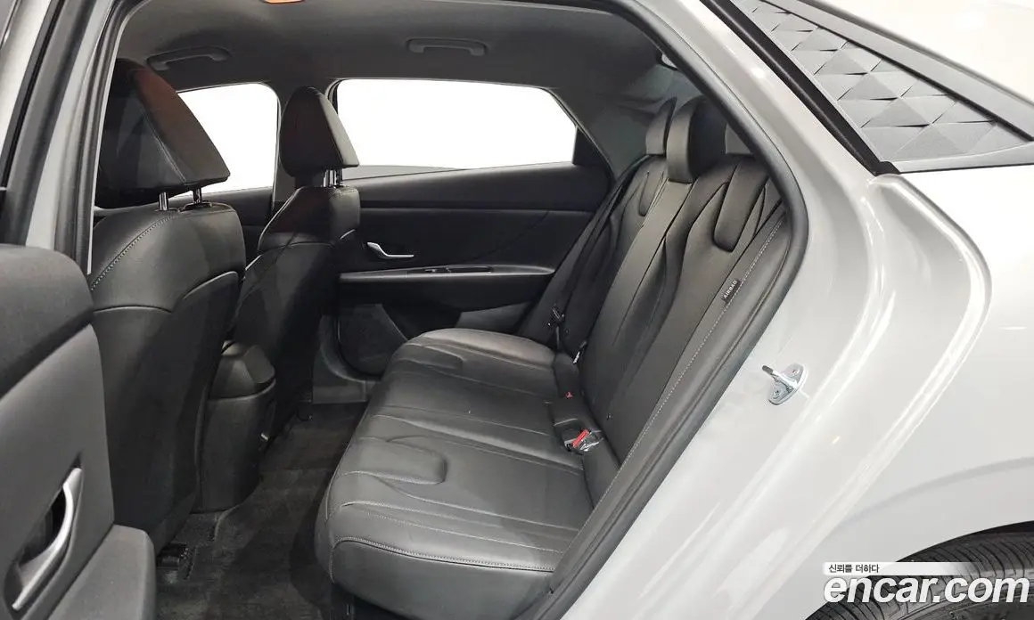 Hyundai Avante 2025 1.6 автомат (гидро), фото 15
