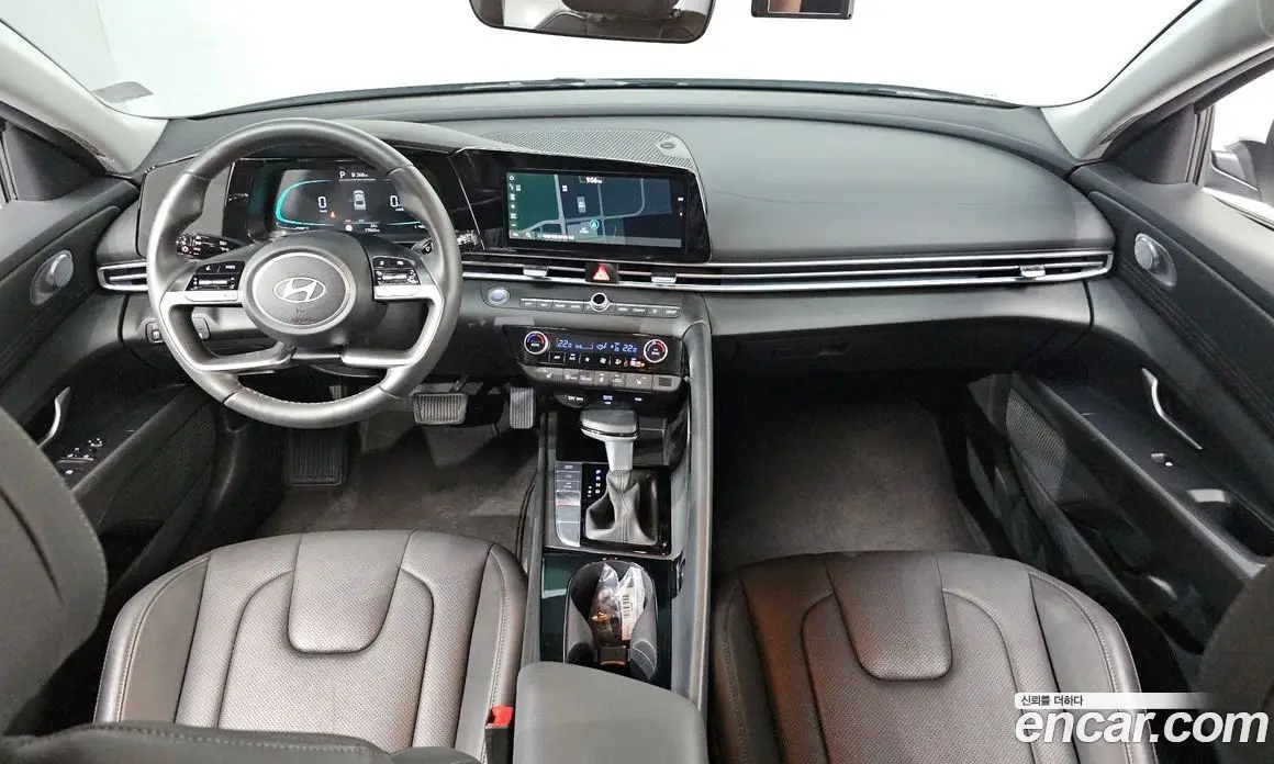Hyundai Avante 2025 1.6 автомат (гидро), фото 9