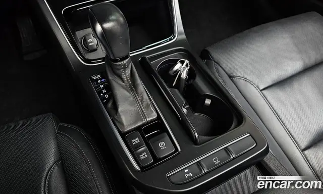 Hyundai Grandeur 2017 2.4 автомат (гидро), миниатюра 12