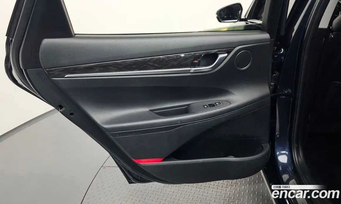 Hyundai Grandeur 2017 2.4 автомат (гидро), фото 15