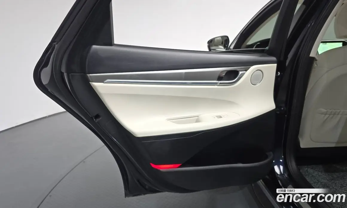 Hyundai Grandeur 2021 2.5 автомат (гидро), фото 14