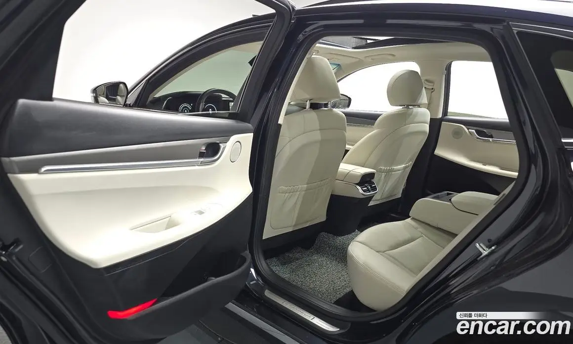 Hyundai Grandeur 2021 2.5 автомат (гидро), фото 15