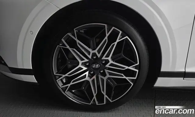 Hyundai Grandeur 2023 3.5 автомат (гидро), миниатюра 5
