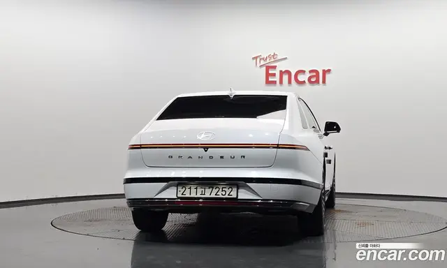 Hyundai Grandeur 2024 1.6 автомат (гидро), миниатюра 3 Hyundai Grandeur 2024 1.6 автомат (гидро), миниатюра 3