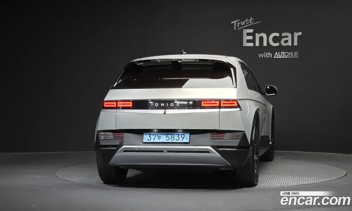 Hyundai Ioniq 5 2021 0.1 автомат (гидро), фото 3