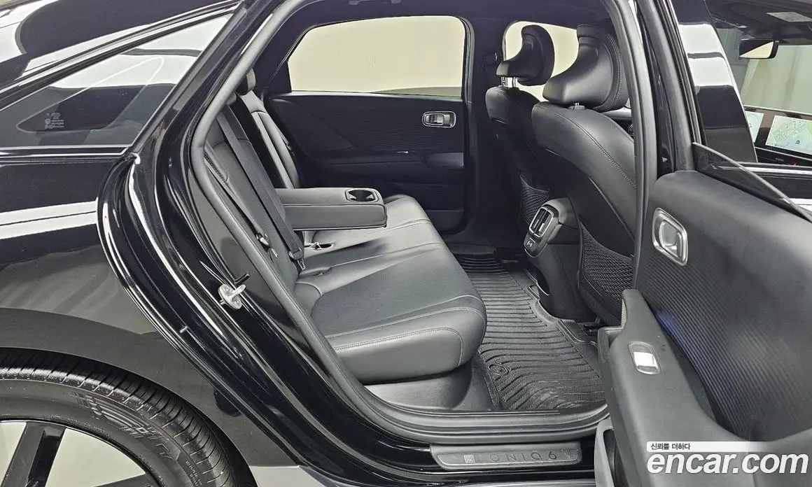 Hyundai Ioniq 6 2023 0.1 автомат (гидро), фото 18