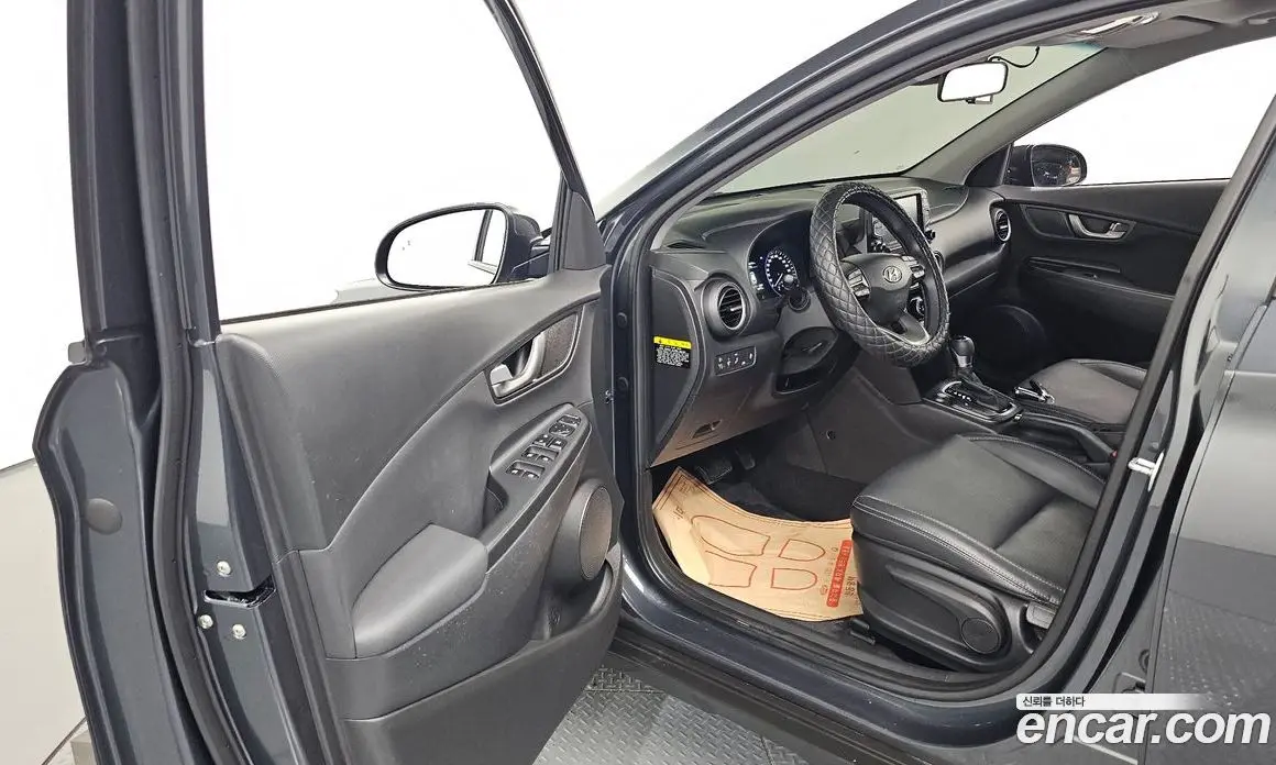 Hyundai Kona 2017 1.6 автомат (гидро), фото 12