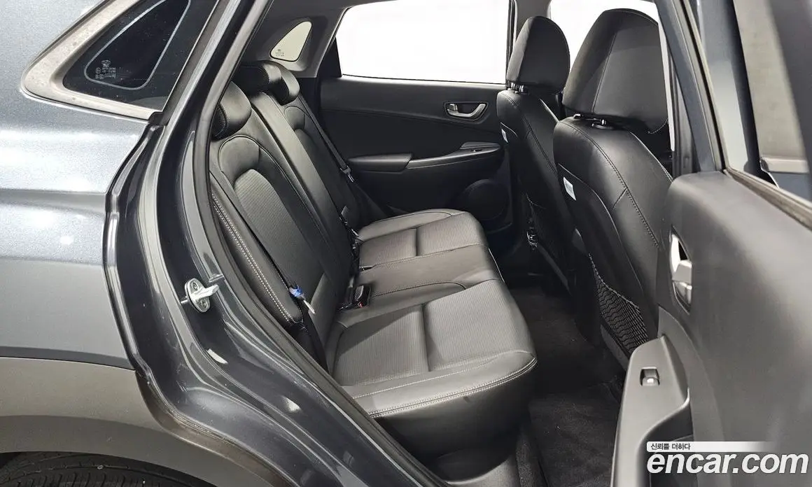 Hyundai Kona 2017 1.6 автомат (гидро), фото 17