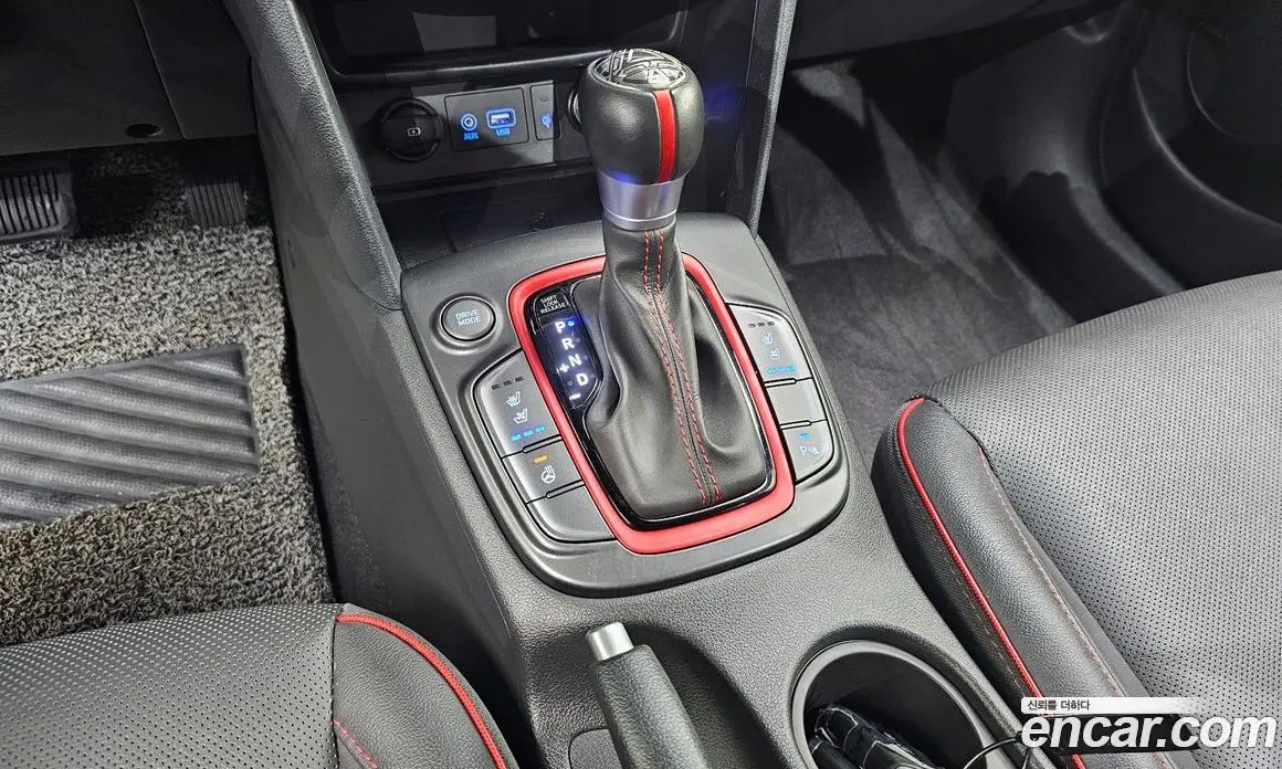Hyundai Kona 2019 1.6 автомат (гидро), фото 12 Hyundai Kona 2019 1.6 автомат (гидро), фото 12