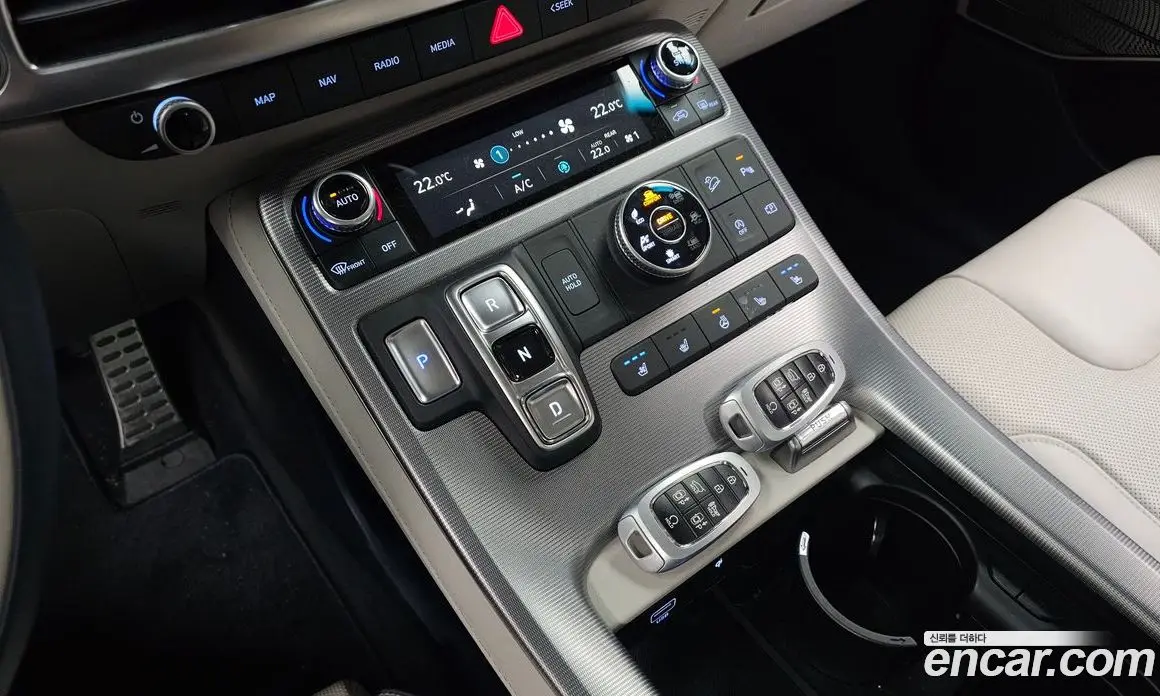 Hyundai Palisade 2023 2.2 автомат (гидро), фото 12