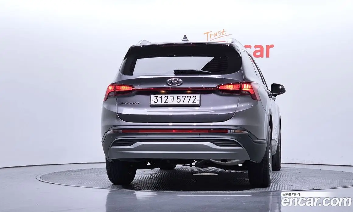 Hyundai Santa Fe 2022 2.2 автомат (гидро), фото 4 Hyundai Santa Fe 2022 2.2 автомат (гидро), фото 4