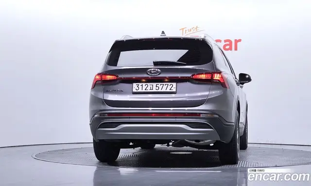 Hyundai Santa Fe 2022 2.2 автомат (гидро), миниатюра 4 Hyundai Santa Fe 2022 2.2 автомат (гидро), миниатюра 4