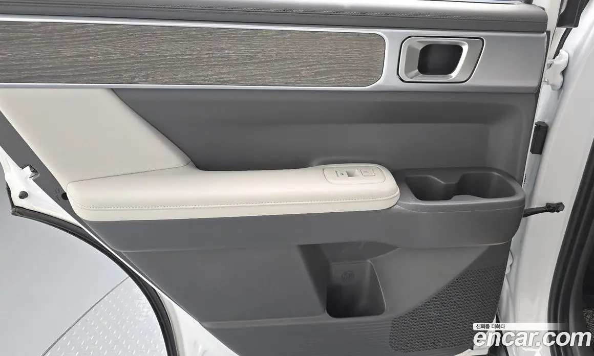 Hyundai Santa Fe 2024 1.6 автомат (гидро), фото 15