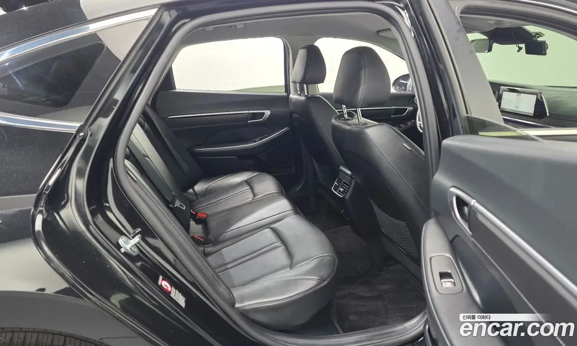 Hyundai Sonata 2022 2.0 автомат (гидро), фото 17