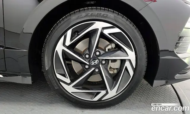Hyundai Sonata 2024 1.6 автомат (гидро), миниатюра 7