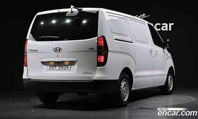 Hyundai Starex 2019 2.5 автомат (гидро), миниатюра 2