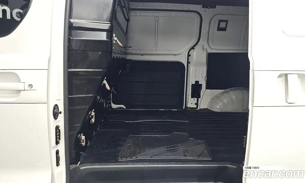 Hyundai Starex 2019 2.5 автомат (гидро), фото 16