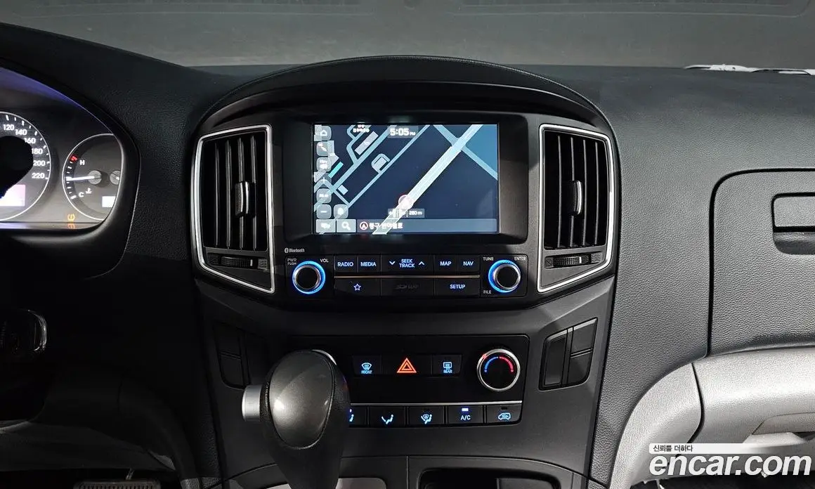 Hyundai Starex 2019 2.5 автомат (гидро), фото 19