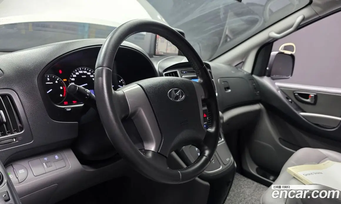Hyundai Starex 2020 2.5 автомат (гидро), фото 15