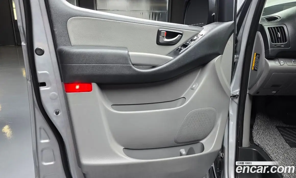 Hyundai Starex 2020 2.5 автомат (гидро), фото 19