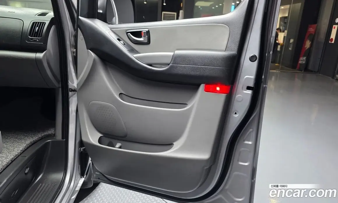 Hyundai Starex 2020 2.5 автомат (гидро), фото 20