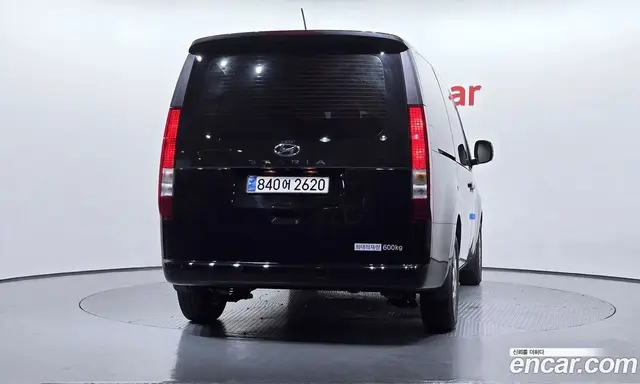 Hyundai Staria 2023 3.5 автомат (гидро), миниатюра 4