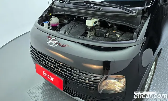 Hyundai Staria 2023 3.5 автомат (гидро), миниатюра 6
