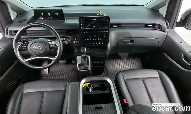 Hyundai Staria 2023 3.5 автомат (гидро), миниатюра 10