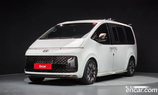 Hyundai Staria, 2023, 31 531 км