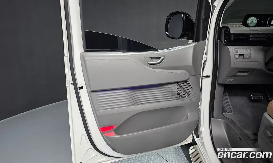 Hyundai Staria 2023 2.2 автомат (гидро), фото 14 Hyundai Staria 2023 2.2 автомат (гидро), фото 14
