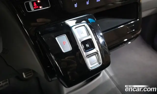 Hyundai Staria 2024 2.2 автомат (гидро), миниатюра 12