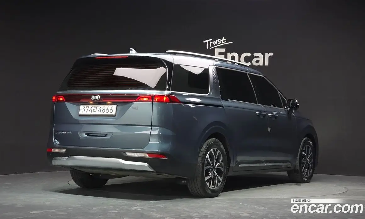 Kia Carnival 2021 3.5 автомат (гидро), фото 2 Kia Carnival 2021 3.5 автомат (гидро), фото 2