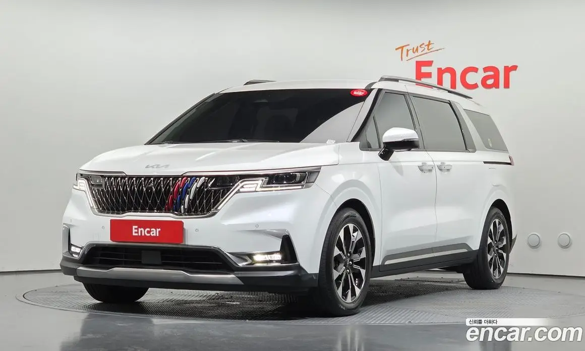 Kia Carnival 2022 3.5 автомат (гидро), фото 1 Kia Carnival 2022 3.5 автомат (гидро), фото 1