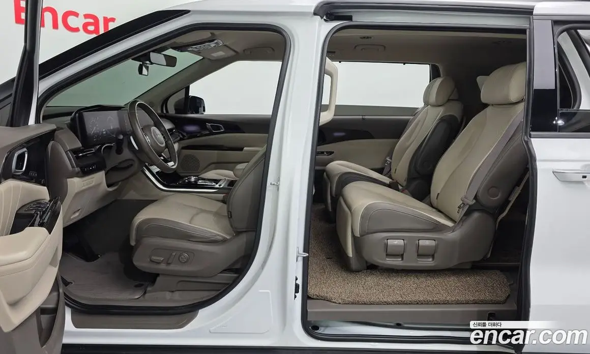 Kia Carnival 2022 3.5 автомат (гидро), фото 17 Kia Carnival 2022 3.5 автомат (гидро), фото 17