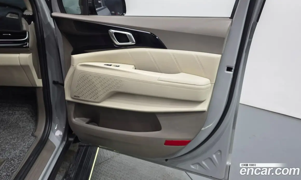 Kia Carnival 2024 3.5 автомат (гидро), фото 15 Kia Carnival 2024 3.5 автомат (гидро), фото 15