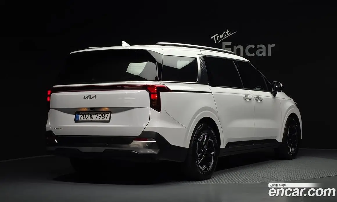 Kia Carnival 2024 2.2 автомат (гидро), фото 2 Kia Carnival 2024 2.2 автомат (гидро), фото 2