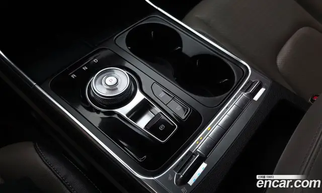 Kia Carnival 2024 2.2 автомат (гидро), миниатюра 12