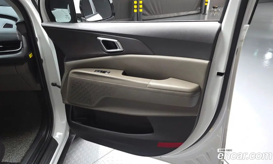 Kia Carnival 2024 2.2 автомат (гидро), фото 14 Kia Carnival 2024 2.2 автомат (гидро), фото 14