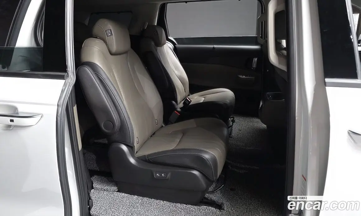 Kia Carnival 2024 2.2 автомат (гидро), фото 18 Kia Carnival 2024 2.2 автомат (гидро), фото 18