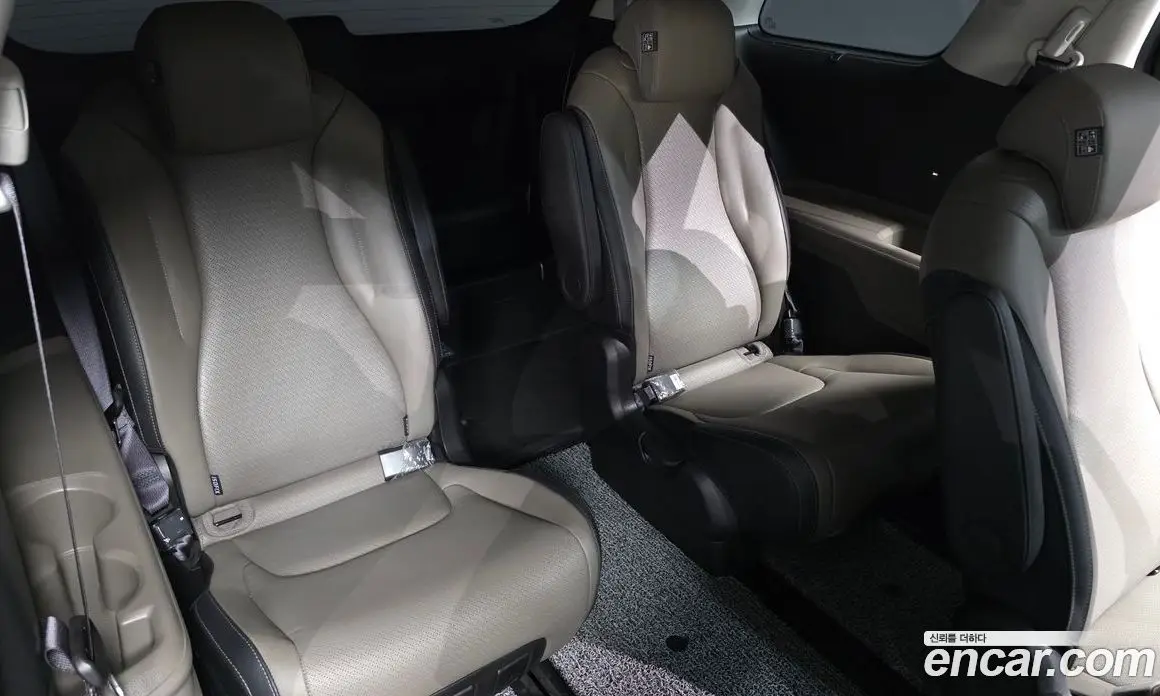 Kia Carnival 2024 2.2 автомат (гидро), фото 19 Kia Carnival 2024 2.2 автомат (гидро), фото 19