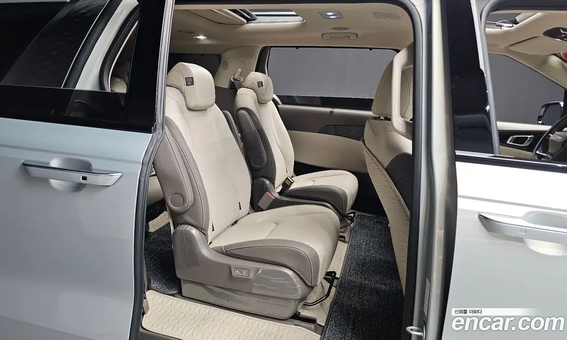 Kia Carnival 2025 3.5 автомат (гидро), фото 16
